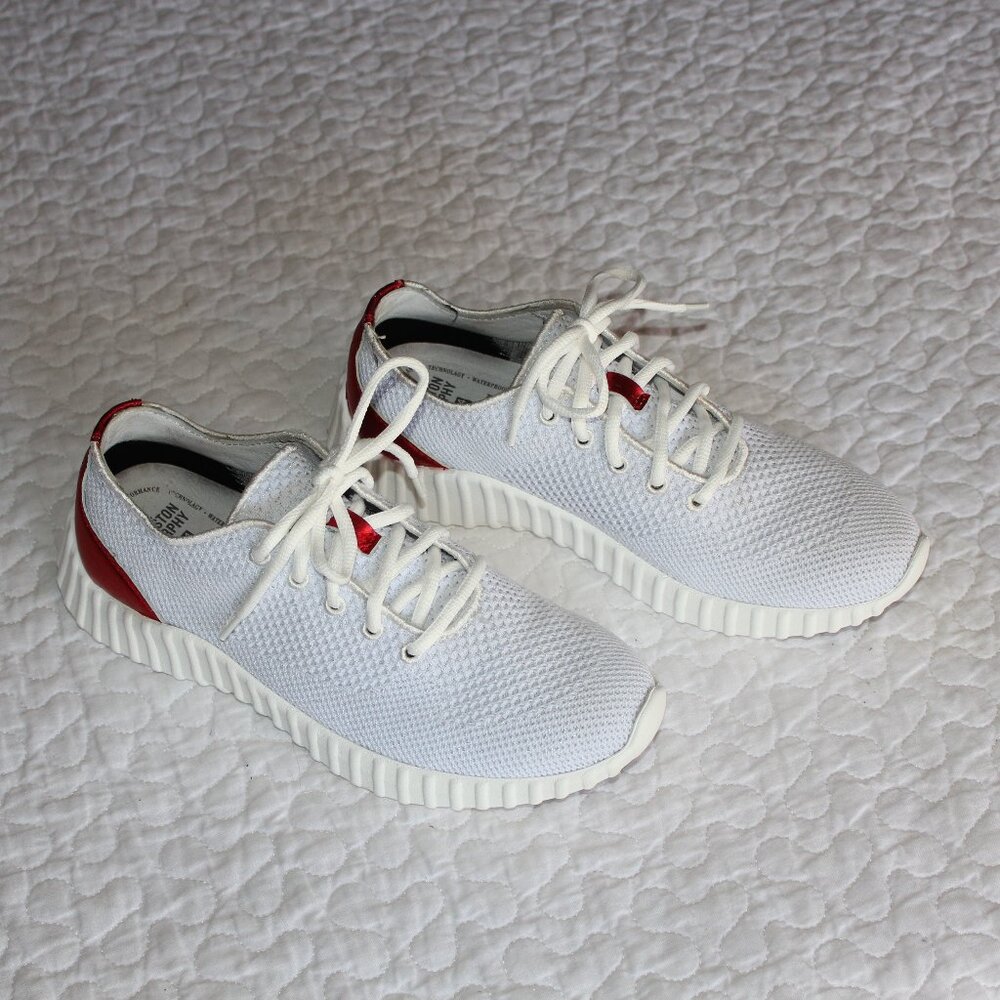 Johnston & Murphy XC4 Women's Performance Waterproof Sneaker